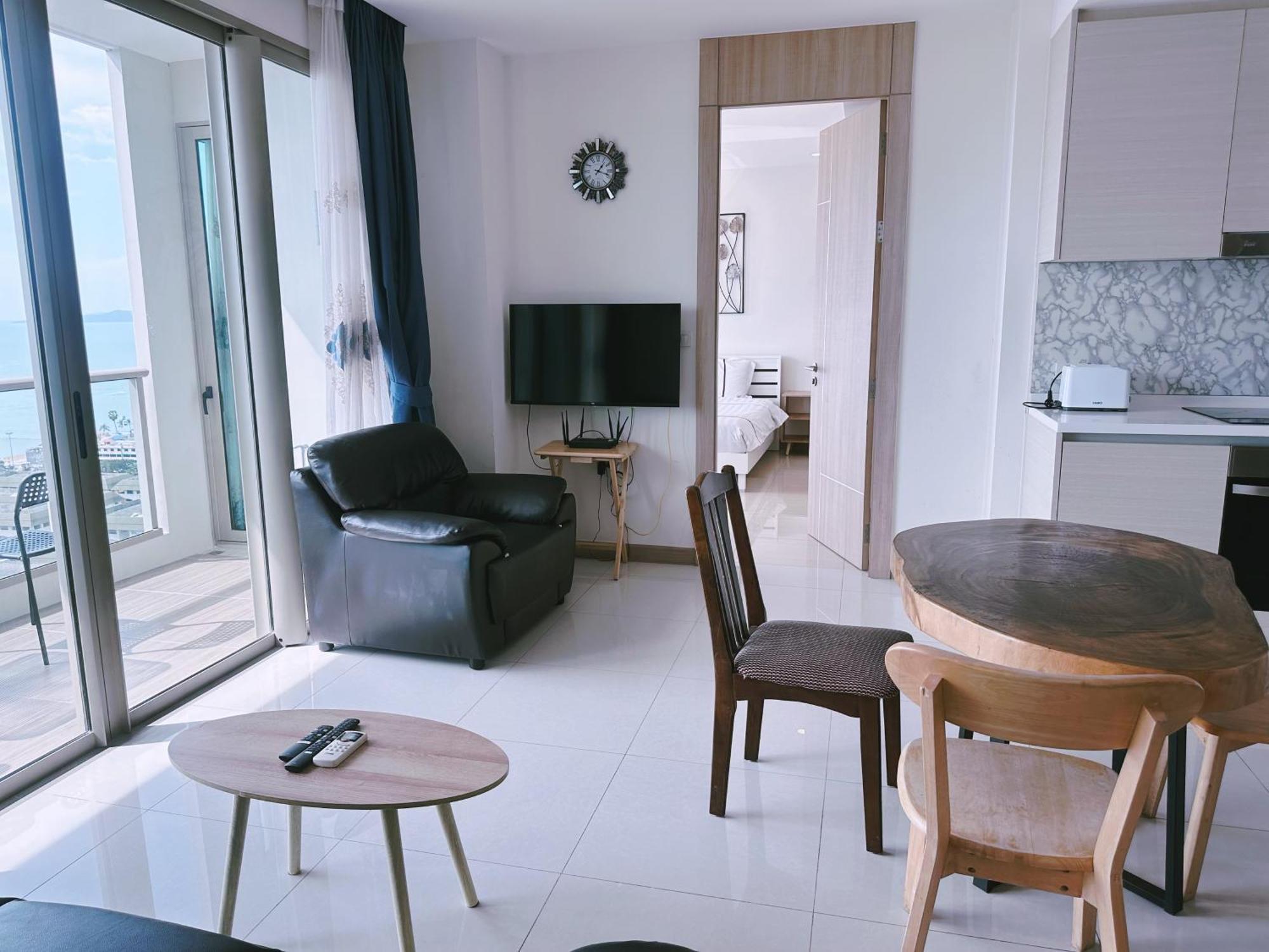 Apartamento Riviera Jomtien By Daisy Pattaya 2 Exterior foto